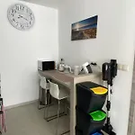 1-e Bel Spacieux Climatise Parking Prive Gratuit Sur Demande * Charleroi