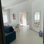 1-e Bel Spacieux Climatise Parking Prive Gratuit Sur Demande * Charleroi