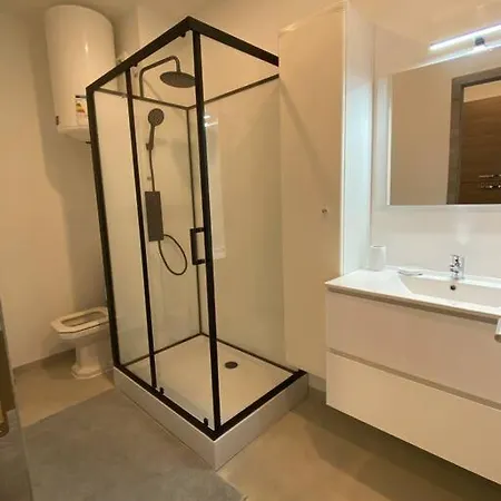 1-e Bel Spacieux Climatise Parking Prive Gratuit Sur Demande