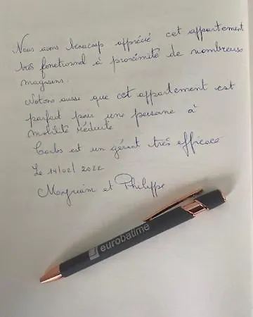 Appartement 1-e Bel Spacieux Climatise Parking Prive Gratuit Sur Demande